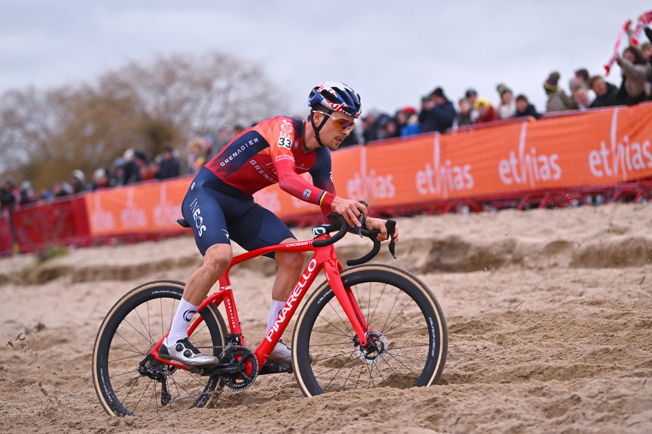 Tom Pidcock races cyclocross in Antwerp