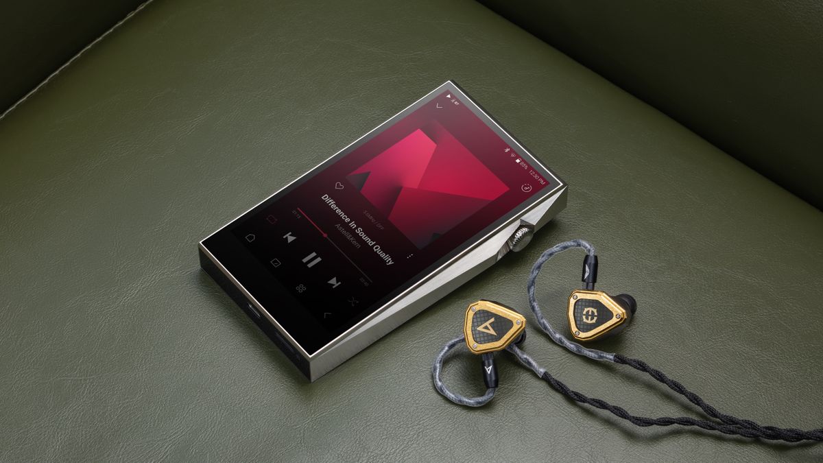 Astell&amp;Kern&#039;s SP3000T digital audio player with the Novus IEMs