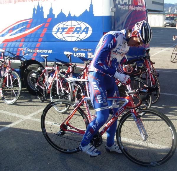 Be sure to set the power meter before riding.