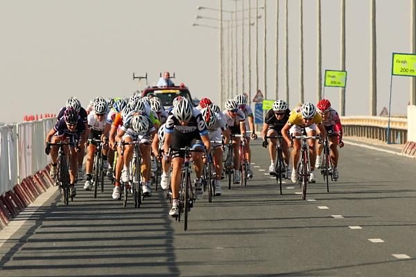 Noemi Cantele (Garmin-Cervelo) leads the bunch sprint