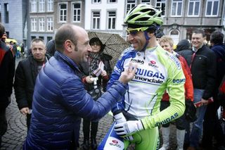 Paolo Bettini and Vicenzo Nibali at the start