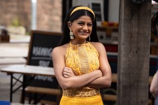 Yazz Maalik is played by Haiesha Mistry in Hollyoaks.