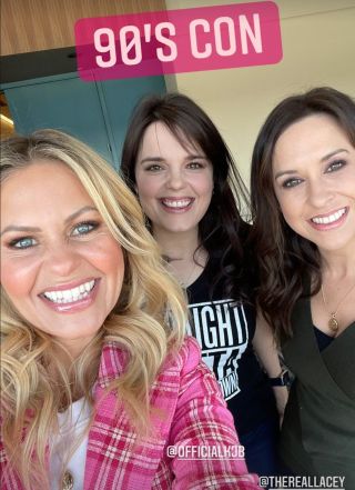 Candace Cameron Bure and Lacey Chabert at the 90sCon