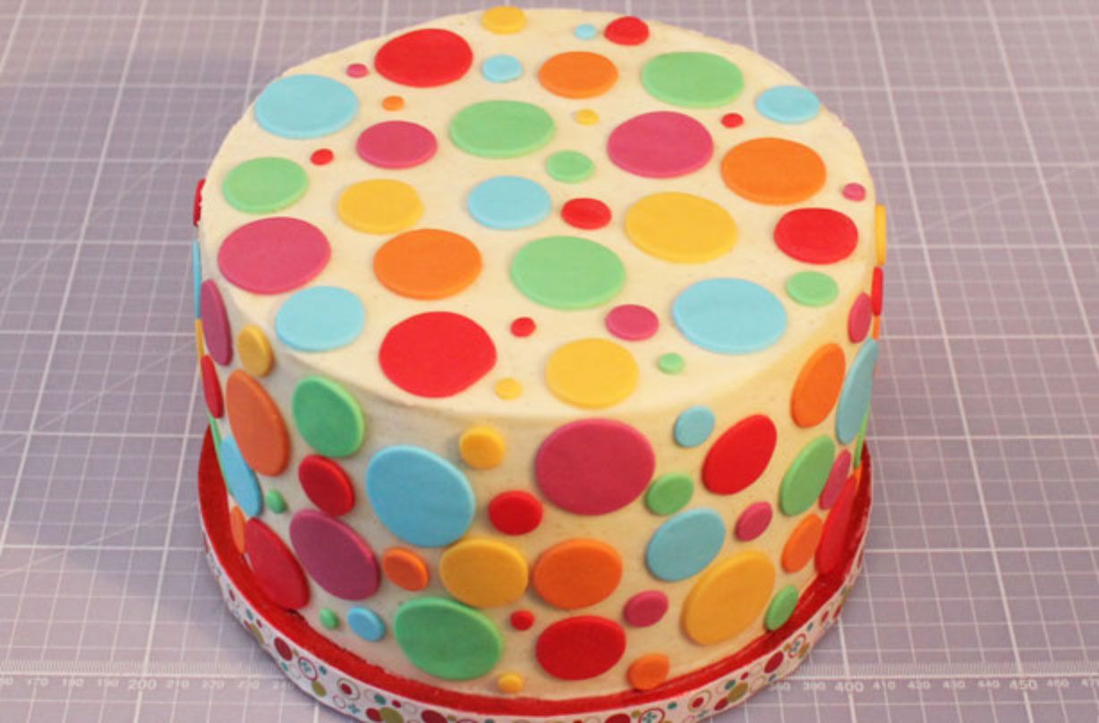 Polka dot cake