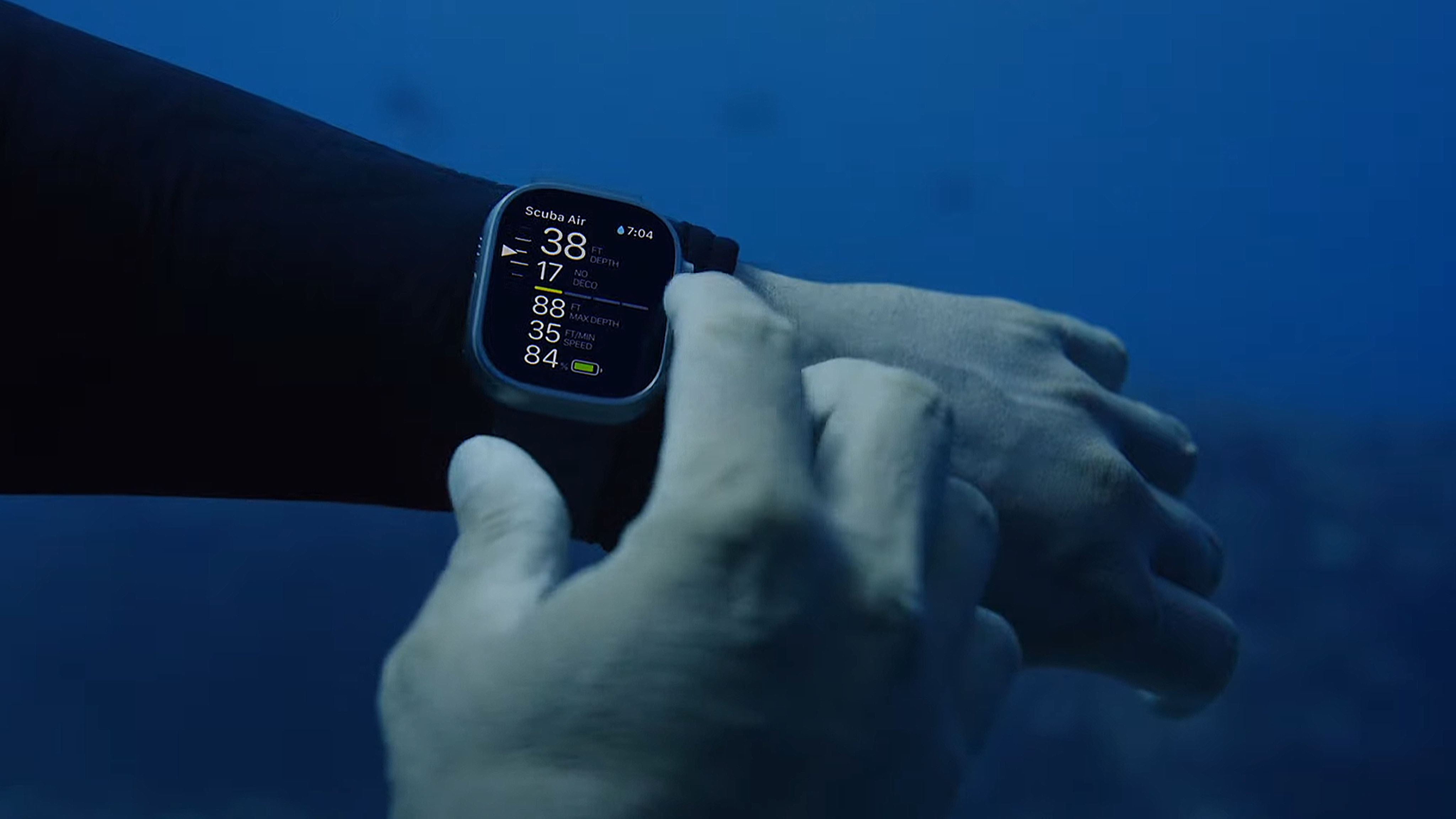 Apple Watch Ultra scuba diver underwater