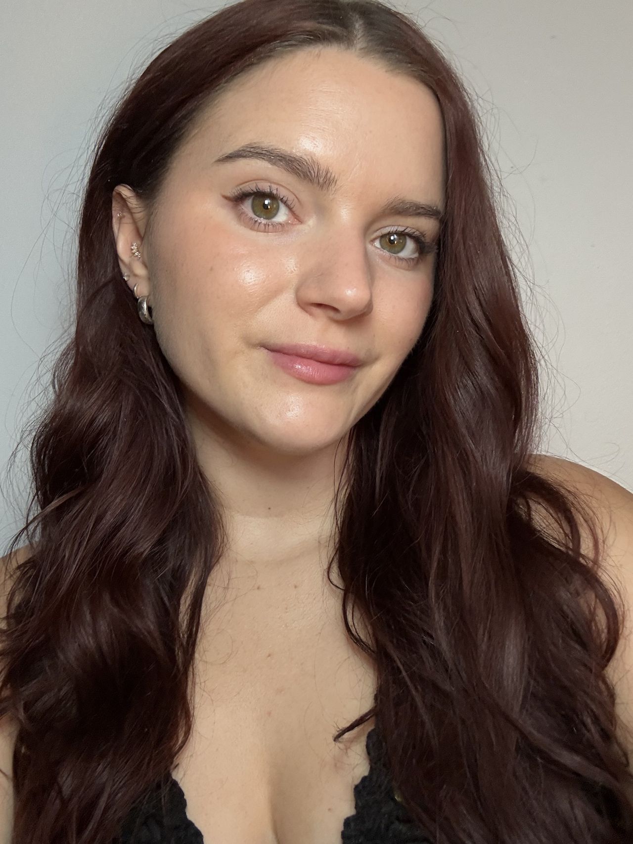 Brooke Knappenberger before after applying Kylie Cosmetics Coconut Water Lip Stain