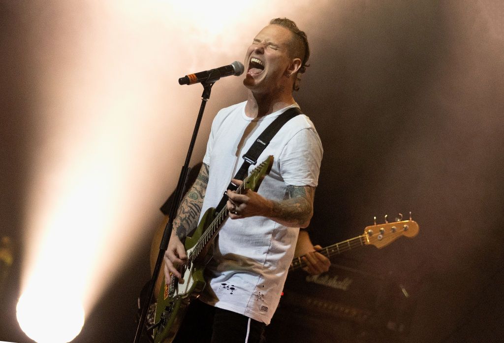 A picture of Corey Taylor performing with Stone Sour