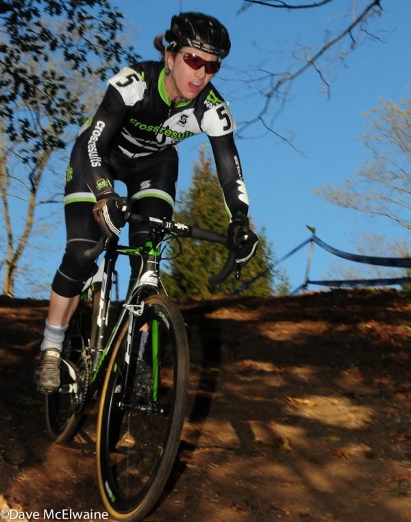 Sally Annis (Crossresults.com) descending behind Van Gilder