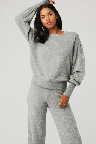 alo yoga gray sweatshirt