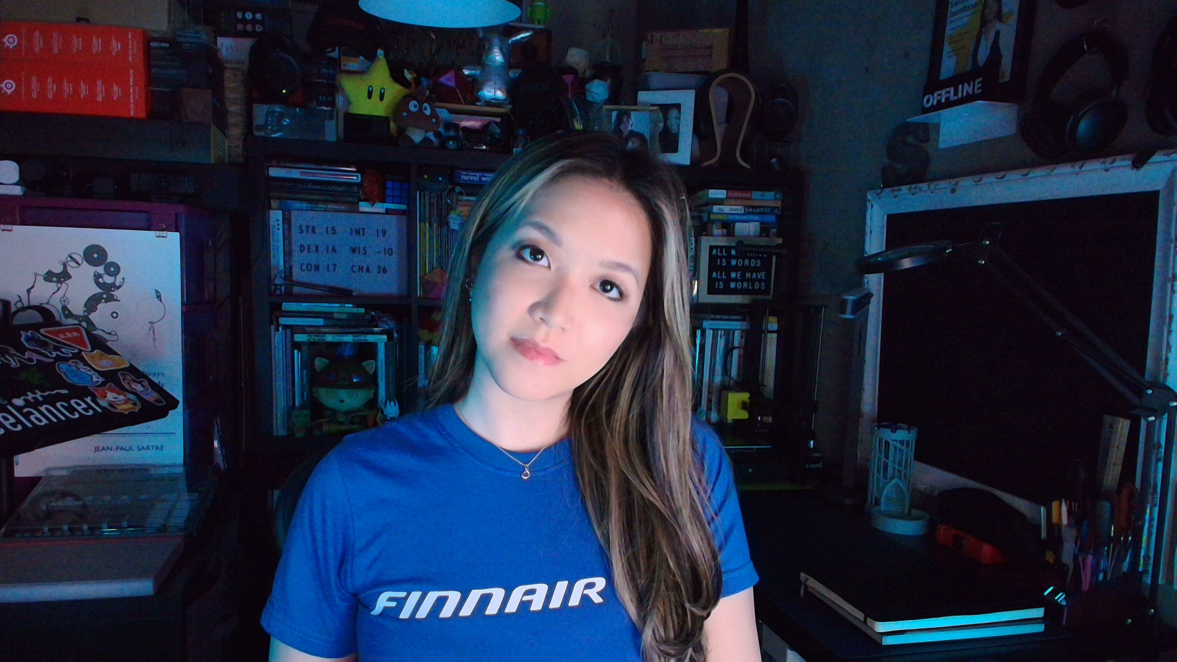 Low-Light Performance Emeet Piko Comparison