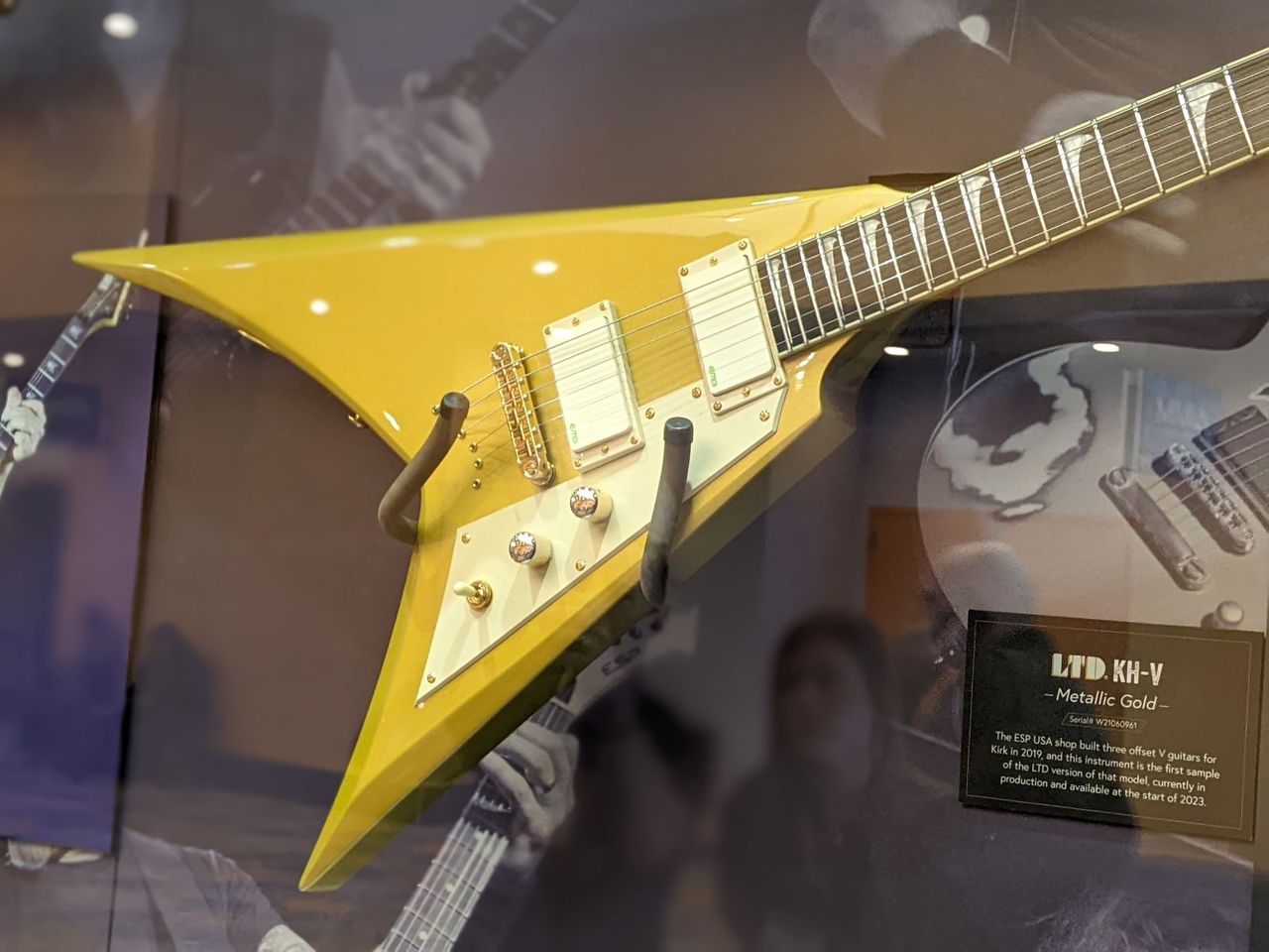 ESP's new LTD KH-V guitar