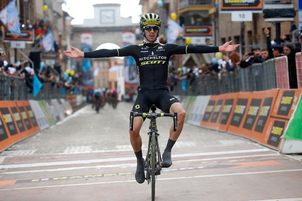 Adam Yates wins stage 5 at Tirreno-Adriatico