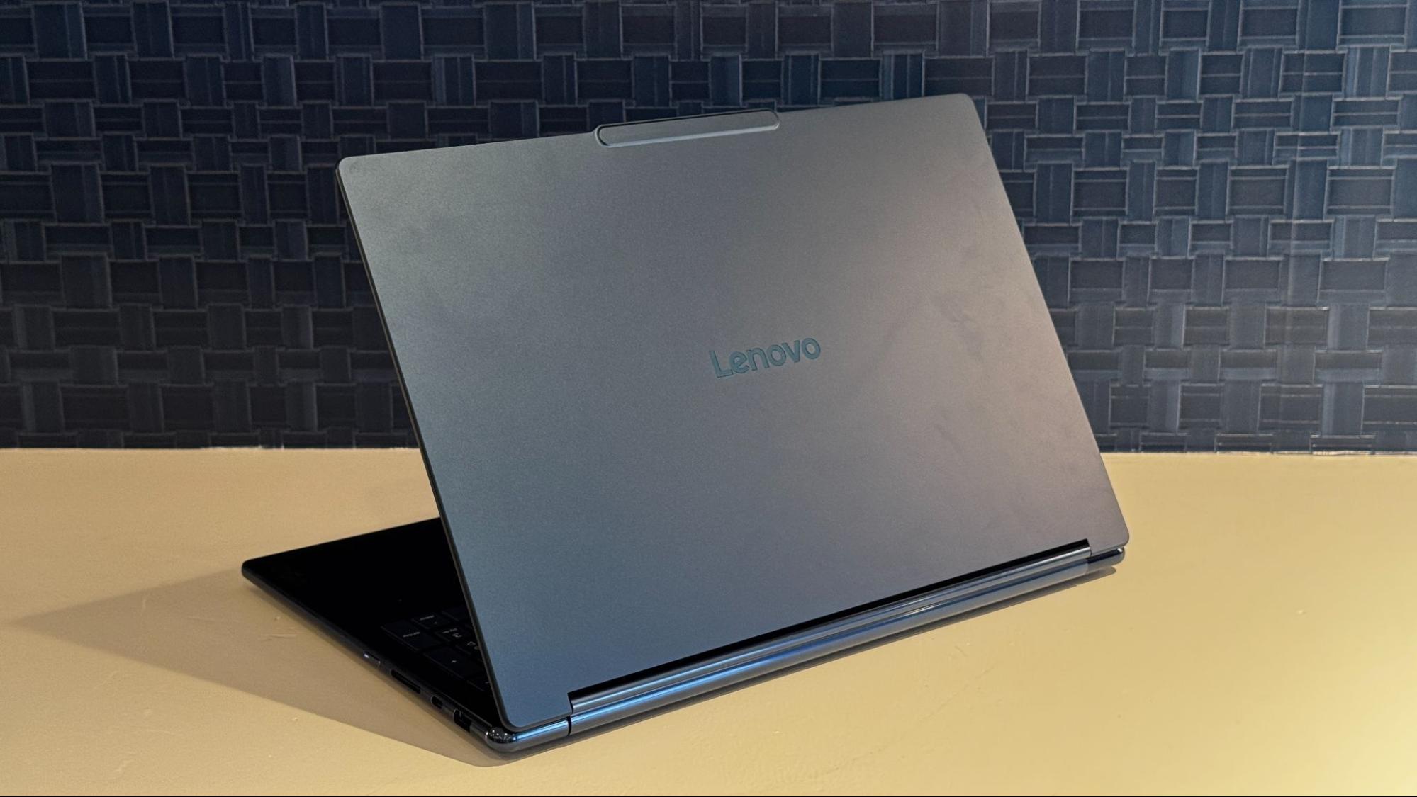 Lenovo RTX Spark Systems
