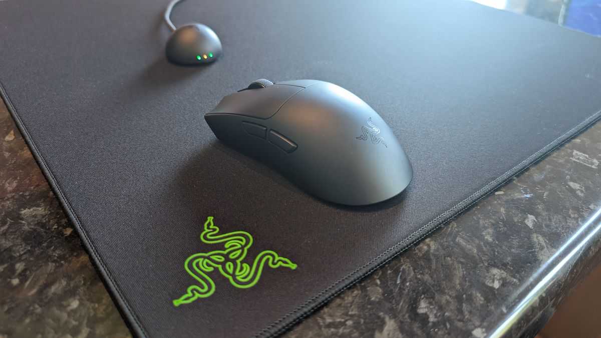 The Razer Viper V4 Pro gaming mouse pictured on the Razer Gigantus V2 Pro mouse mat.