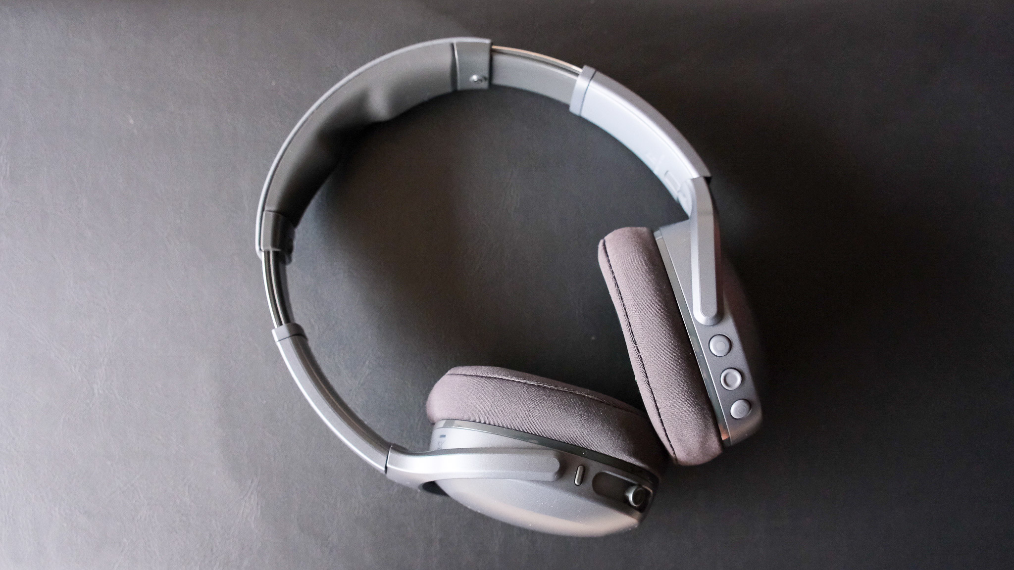 Skullcandy Crusher 540 Active in home gym