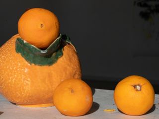 Appelsiner 2, by Absalon Kirkeby