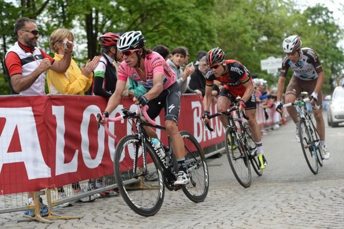Cadel Evans follows his main rival Rigoberto Uran