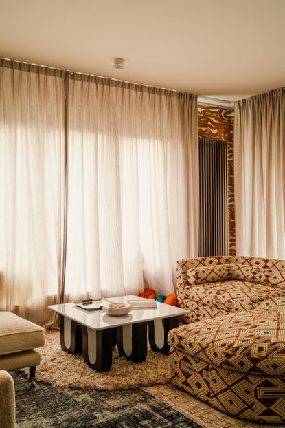 Scale in Interior Design — An Expert's Guide to Size | Livingetc