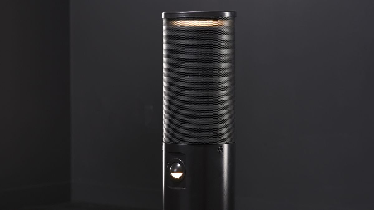 Leon introduces the Terra LuminSound Bollard enhances outdoor areas with exceptional audio and adjustable lighting. 