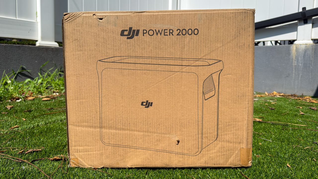 DJI Power 2000 - in box