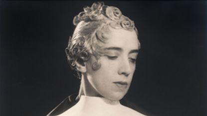 Portrait of Elsa Schiaparelli by Man Ray, 1933 2025 Man Ray 2015 Trust. DACS, London. Photo/Collection SFMOMA. The Helen Crocker Russell and William H. and Ethel W. Crocker Family Funs purchase