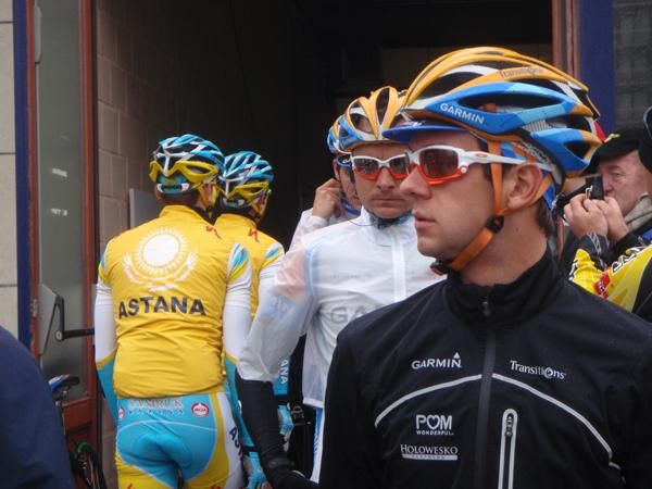 Garmin riders head to the start