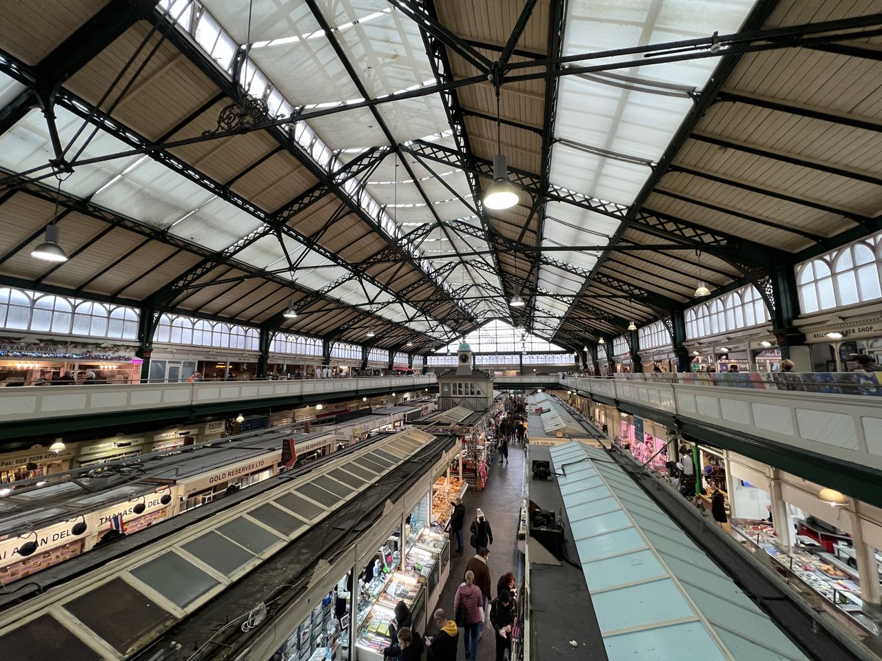 Pixel 6 Pro vs iPhone 13 Pro