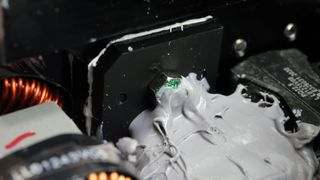 Đánh giá bộ nguồn Cooler Master V850 Gold V2 30 Cooler Master V850 Gold V2