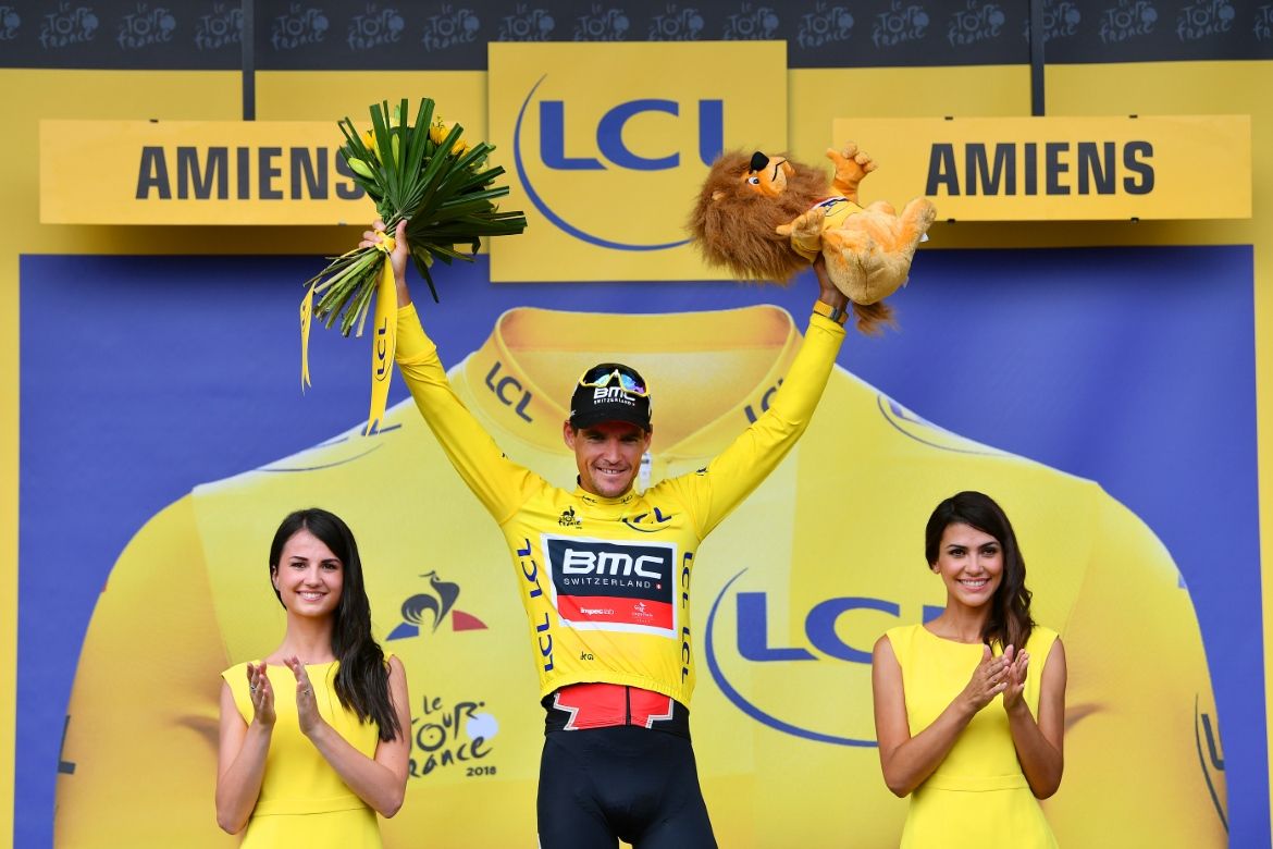 Greg Van Avermaet still in yellow after stage 8