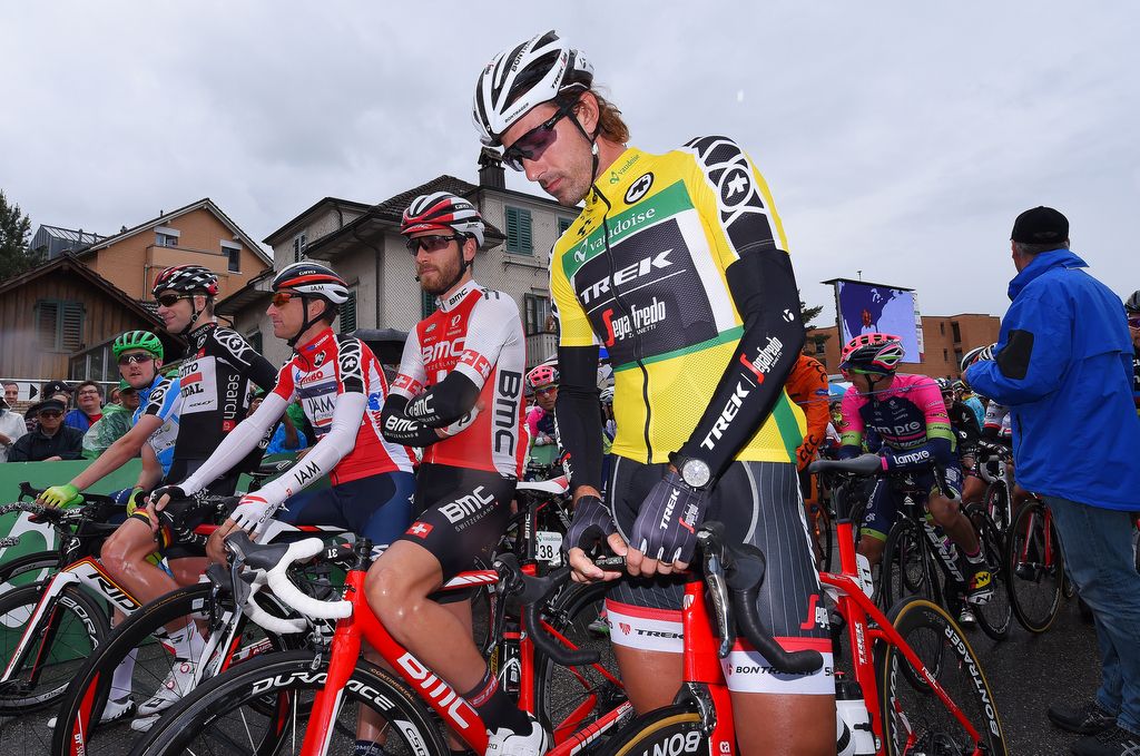 Fabian Cancellara (Trek-Segafredo) and the classification leaders on the start line