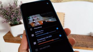 Dual Audio feature on a Galaxy phone with two Bluetooth devices selected
