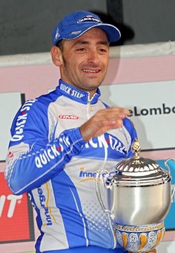 Paolo Bettini (Quickstep) with his trophy