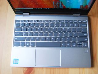 Lenovo Yoga 720 12 review