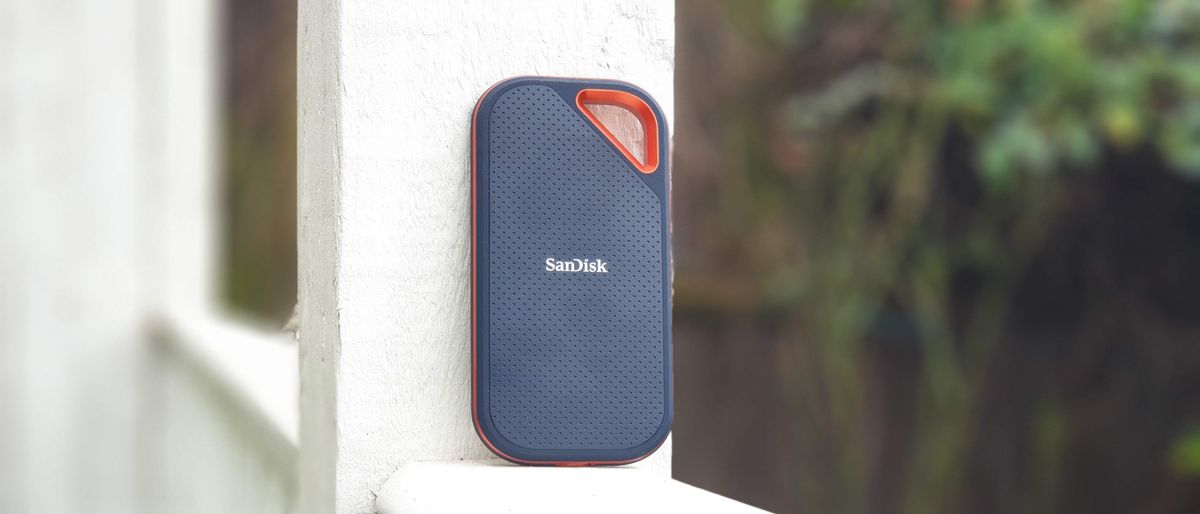 Overview of the Sandisk Extreme Pro V2 1TB external portable SSD