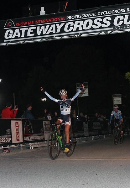 Amanda Miller (TIBCO) celebrates victory at the Gateway Cross Cup