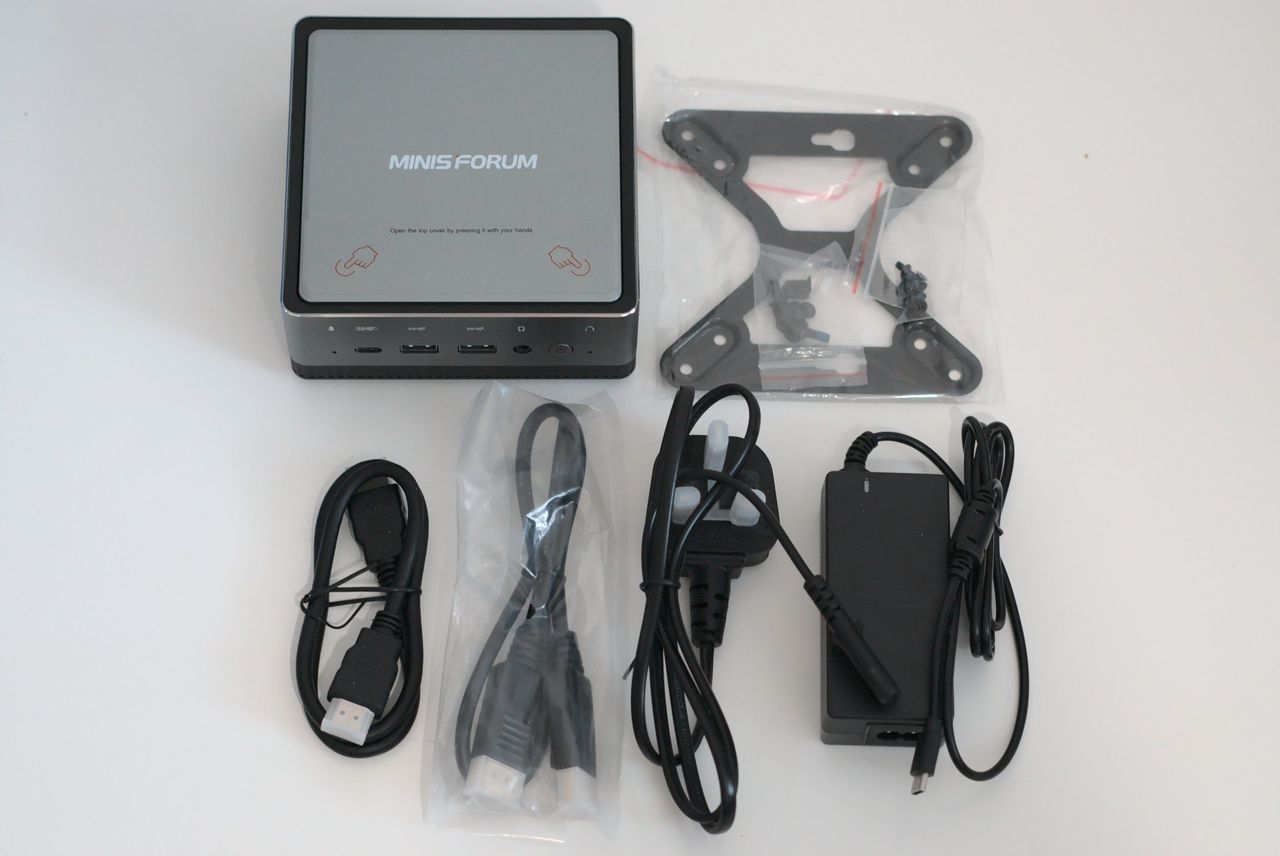 Minisforum U850