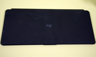 The Logitech Keys-To-Go 2 keyboard with its magnetic cover closed.