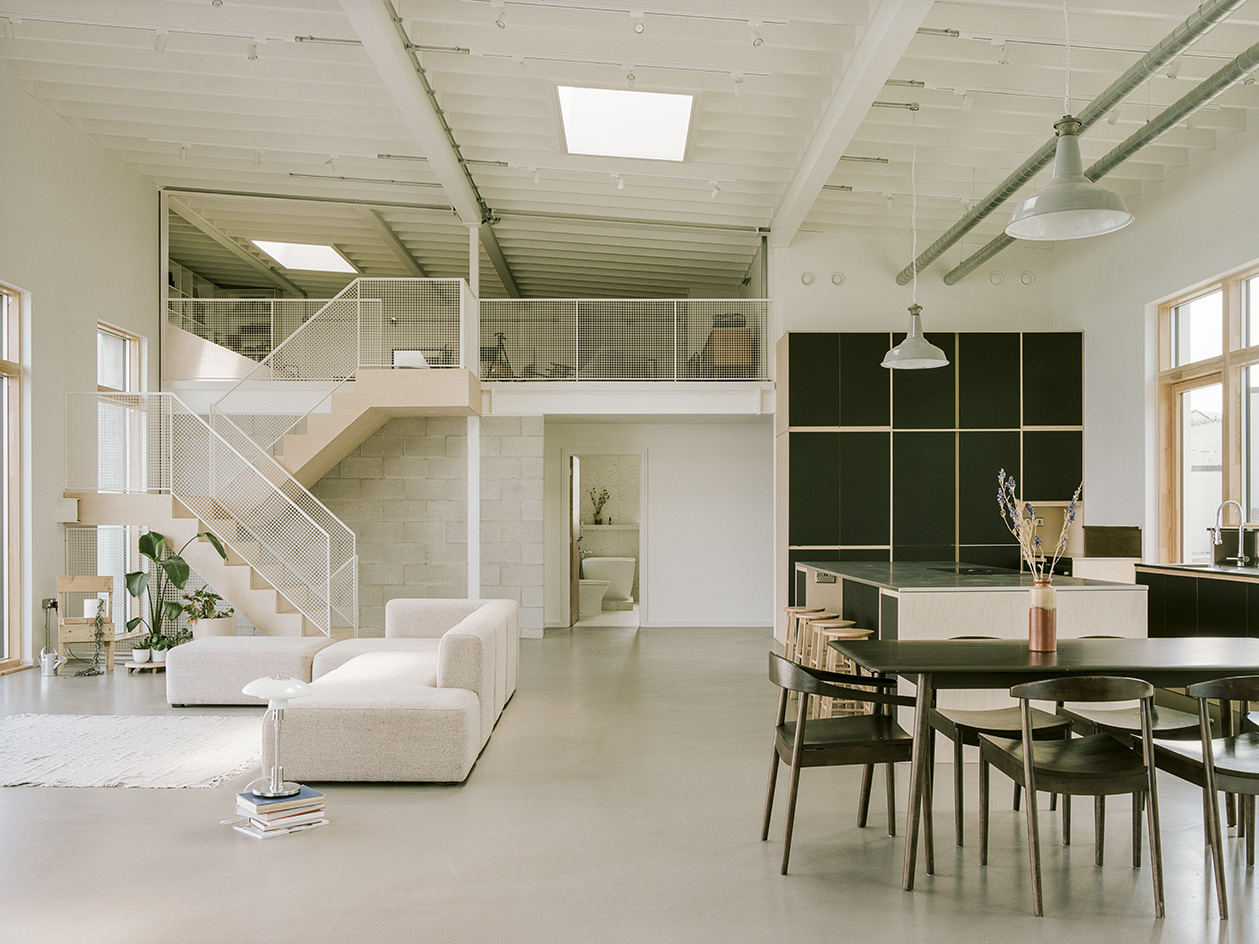 cornwall house by of Architecture, simple interior