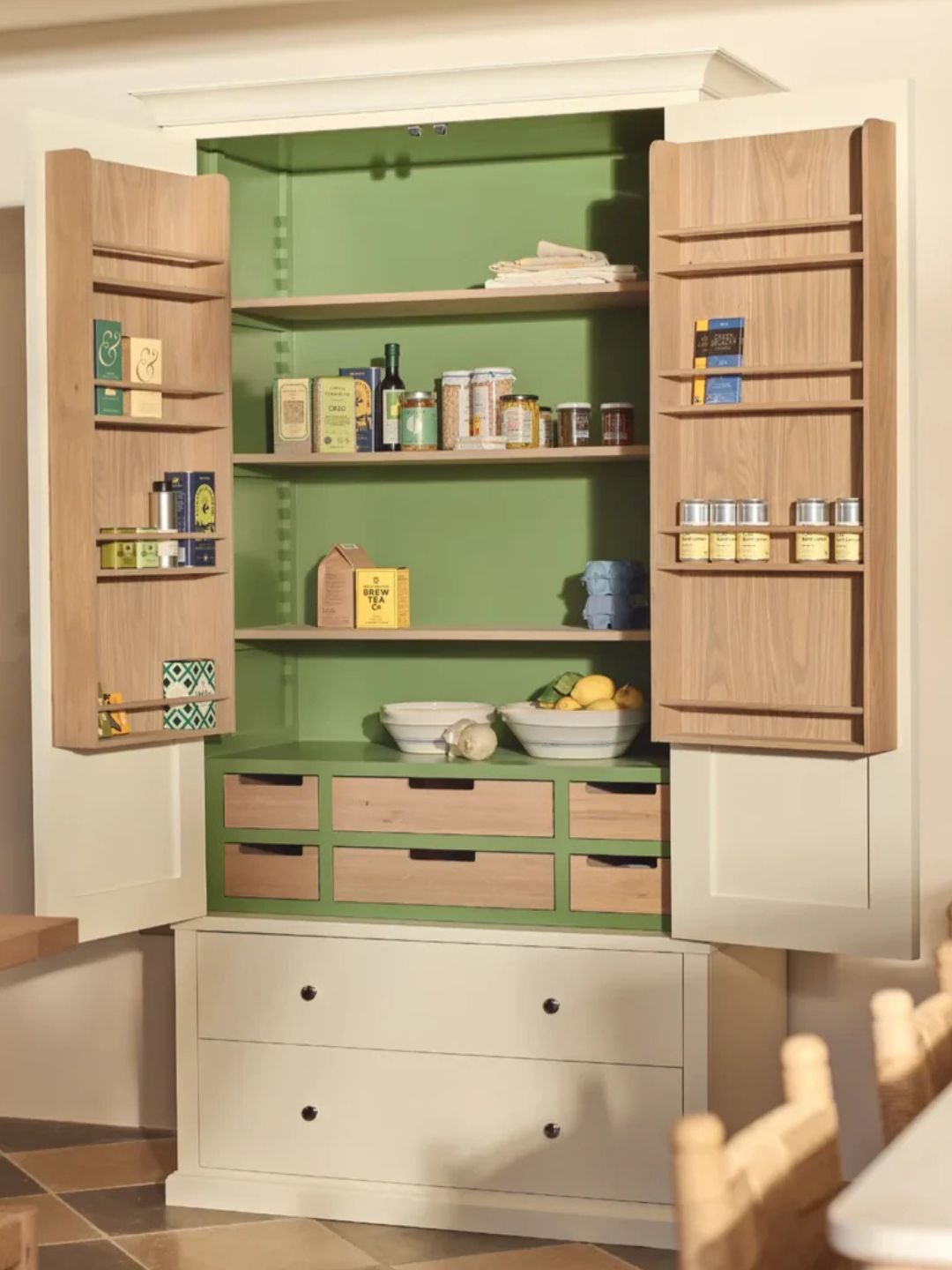 Neptune, Suffolk 1100 Full Height Freestanding Larder