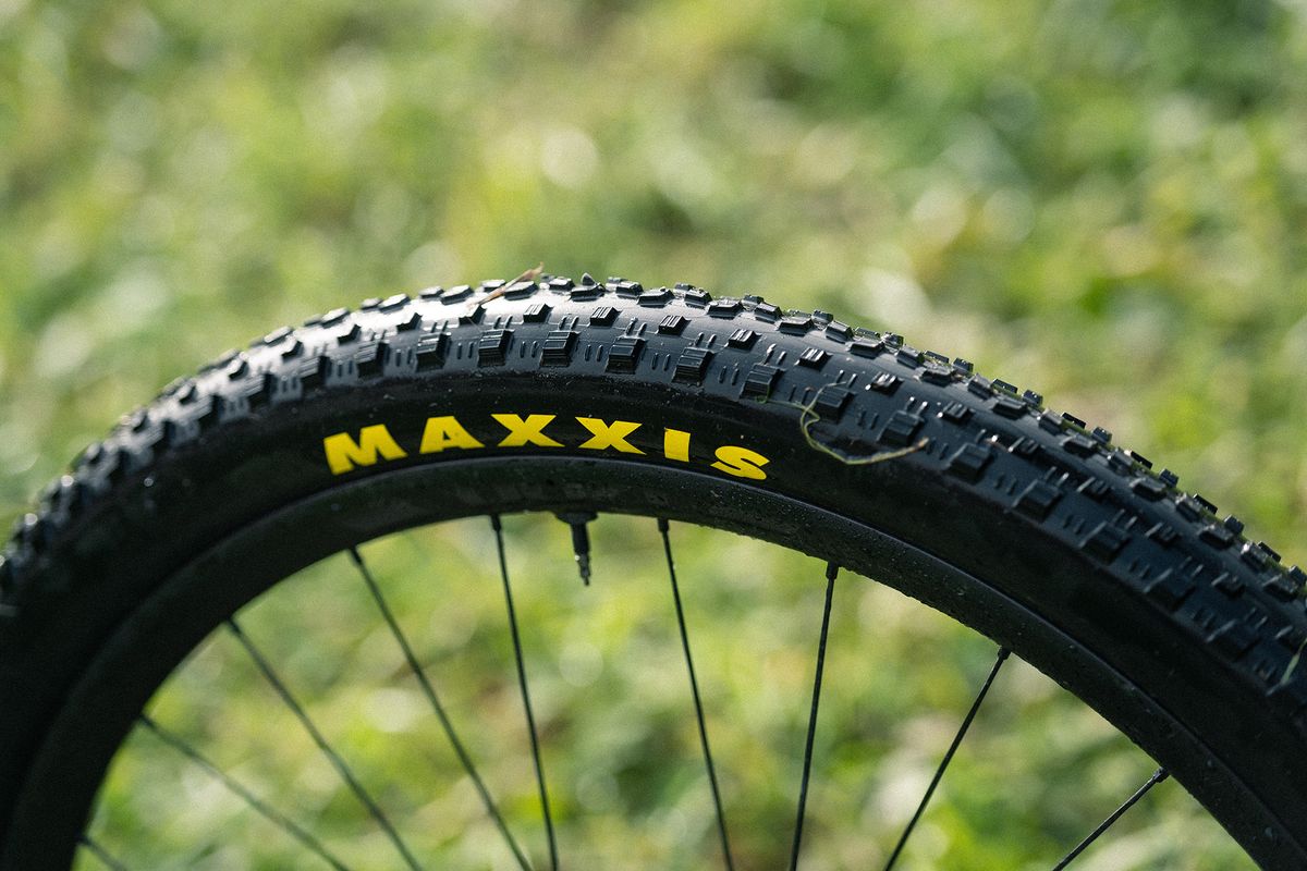 Kate usually runs Aspens, but in the muddy Leogang conditions, slightly grippier Rekon Race tires were the call