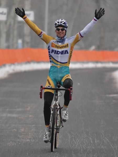 Zdenek Stybar (Telenet Fidea) repeats his win in his Czech national championships.