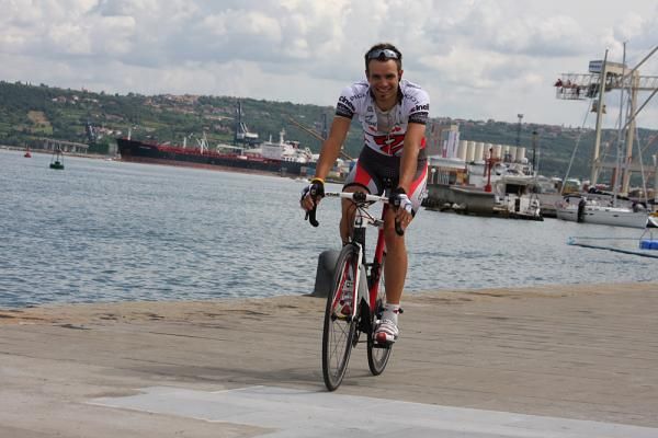 Riders enjoyed the waterside start town.
