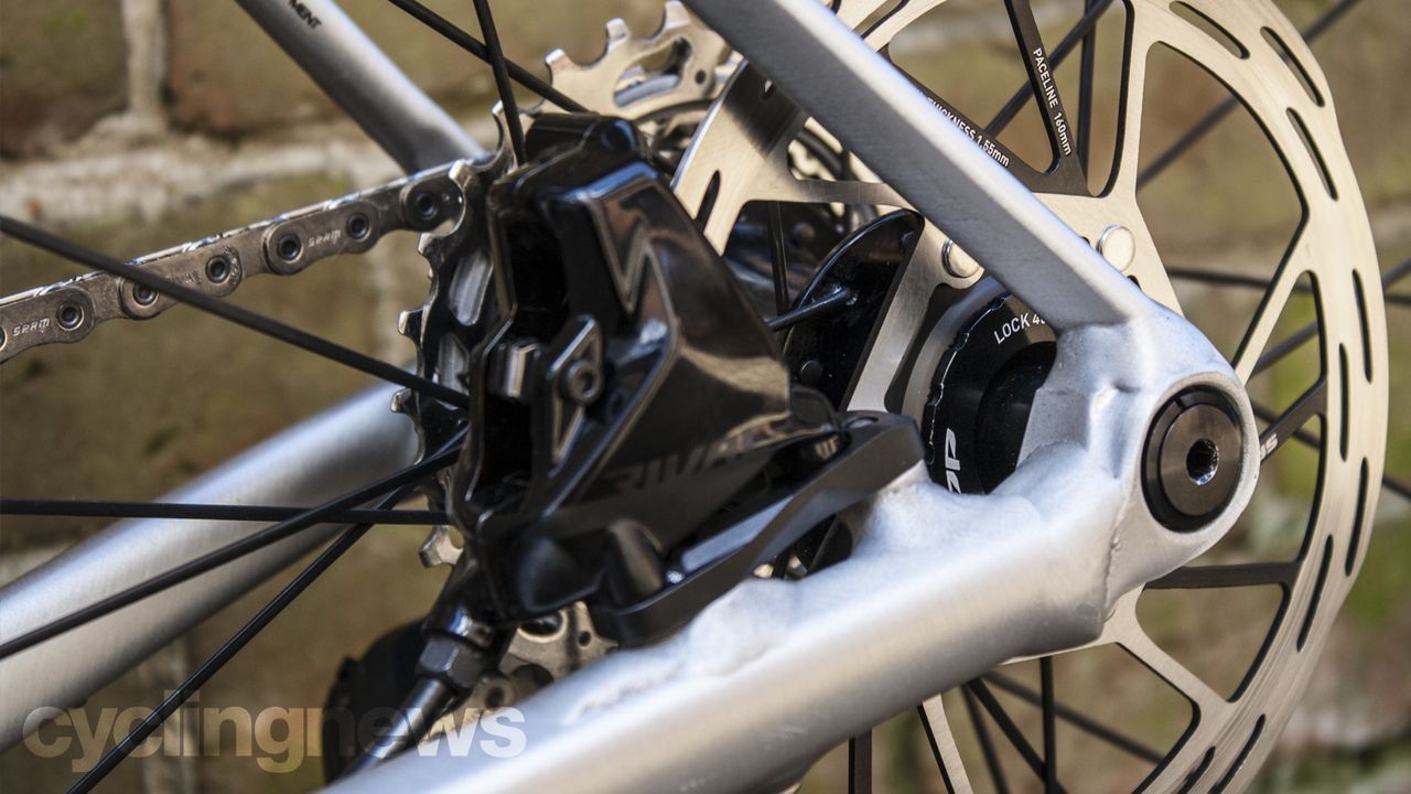 SRAM Rival eTap AXS