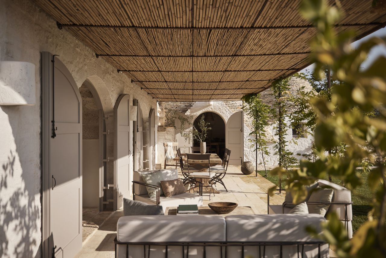 Italian patio with seating and plants