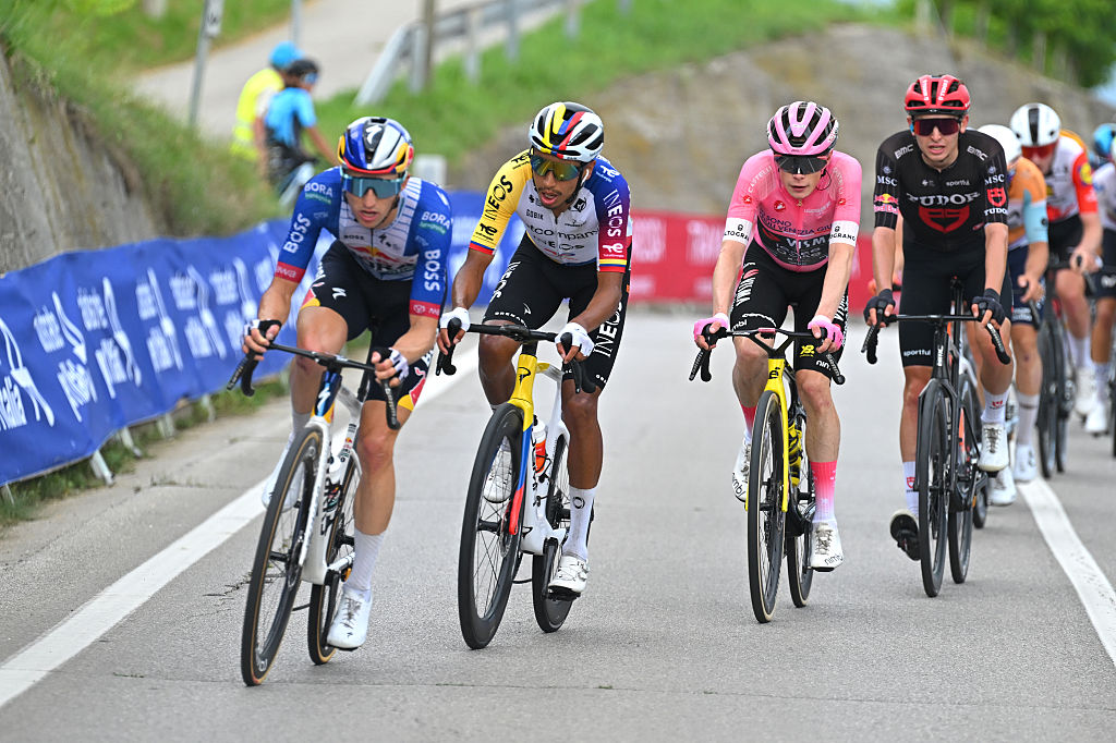 PIEVE DI SOLIGO, ITALY - MAY 28: (L-R) Jai Hindley of Australia and Team Red Bull - BORA - hansgrohe, Egan Bernal of Colombia and Netcompany INEOS Cycling Team, Jonas Vingegaard of Denmark and Team Visma | Lease a Bike - Pink Leader Jersey and Mathys Rondel of France and Team Tudor Pro Cycling compete climbing the Muro di Ca&amp;apos; del Poggio (241m) during the 109th Giro d&amp;apos;Italia 2026, Stage 18 a 171km stage from Fai della Paganella to Pieve di Soligo / #UCIWT / on May 28, 2026 in Pieve di Soligo, Italy. (Photo by Tim de Waele/Getty Images)