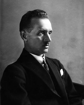 Portrait of Konstantin Melnikov, 1929.