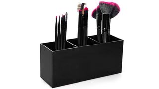 Best makeup brush holder