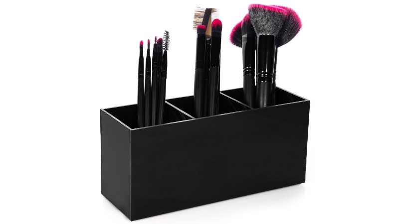 Best makeup brush holder