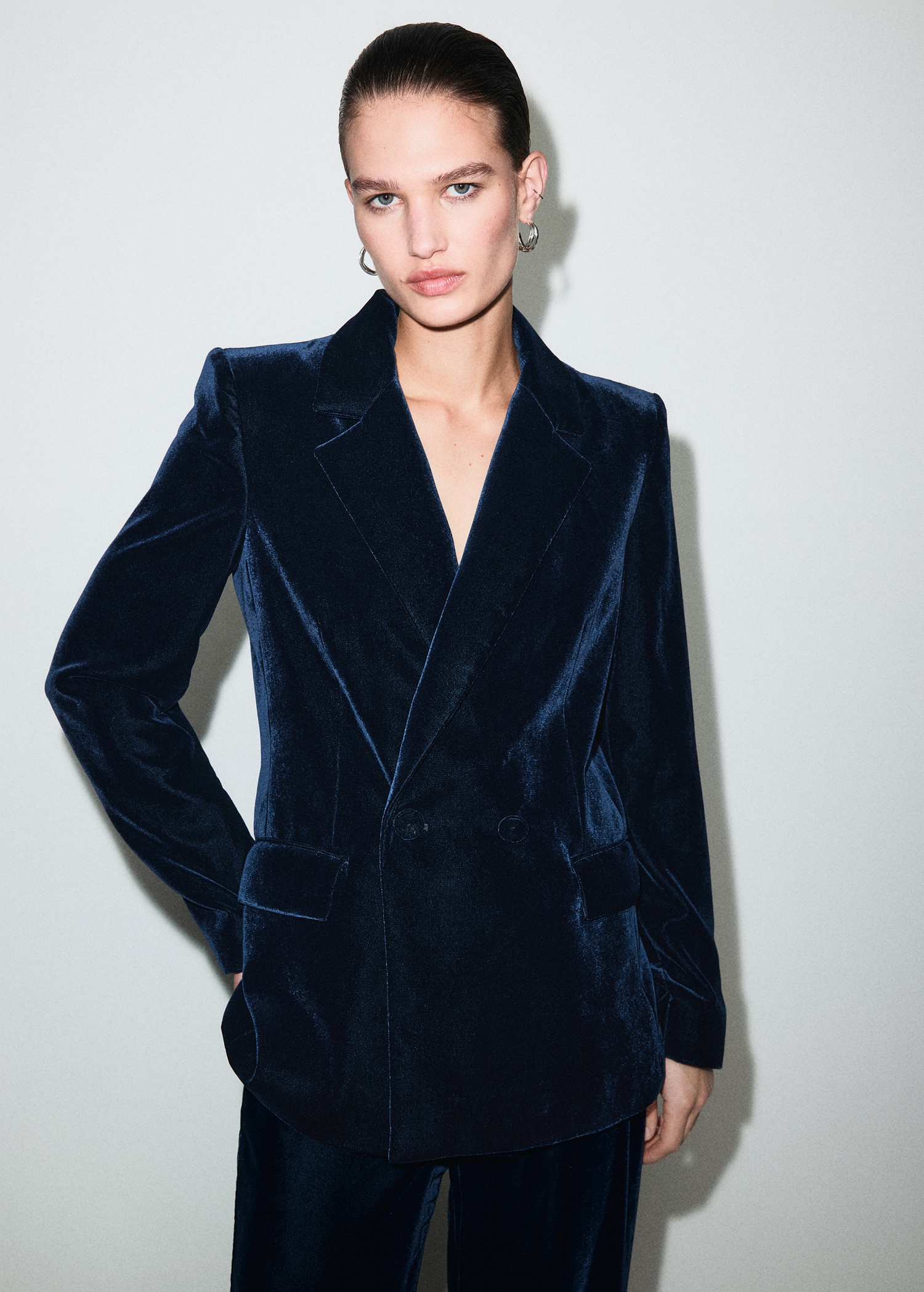 Double-Breasted Velvet Jacket - Women | Mango United Kingdom