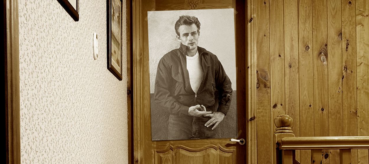 A James Dean poster.